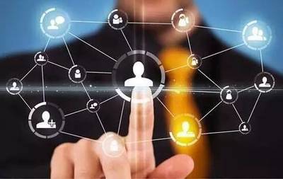 民營經(jīng)濟通訊專題 小拇指智慧汽車服務(wù)——互聯(lián)網(wǎng)信息服務(wù)的新標(biāo)桿